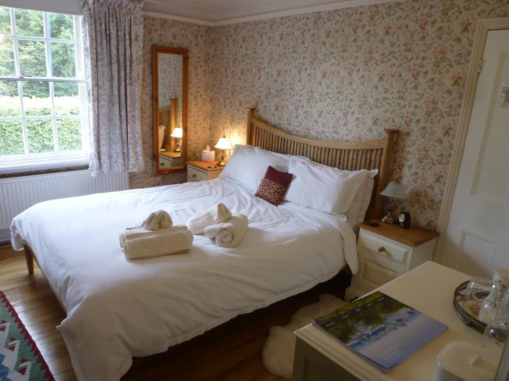 Manor Cottage Bed And Breakfast Windsor Ngoại thất bức ảnh